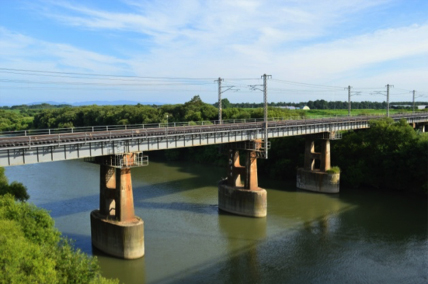 函館本線夕張川鉄道橋の写真